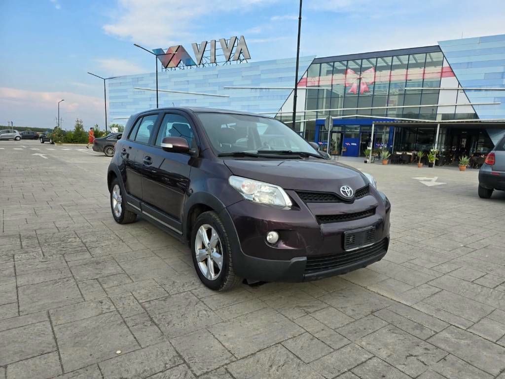 Toyota Urban 2009 - photo 1