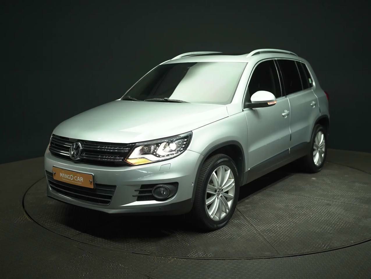 Volkswagen Tiguan 2013 - foto 1
