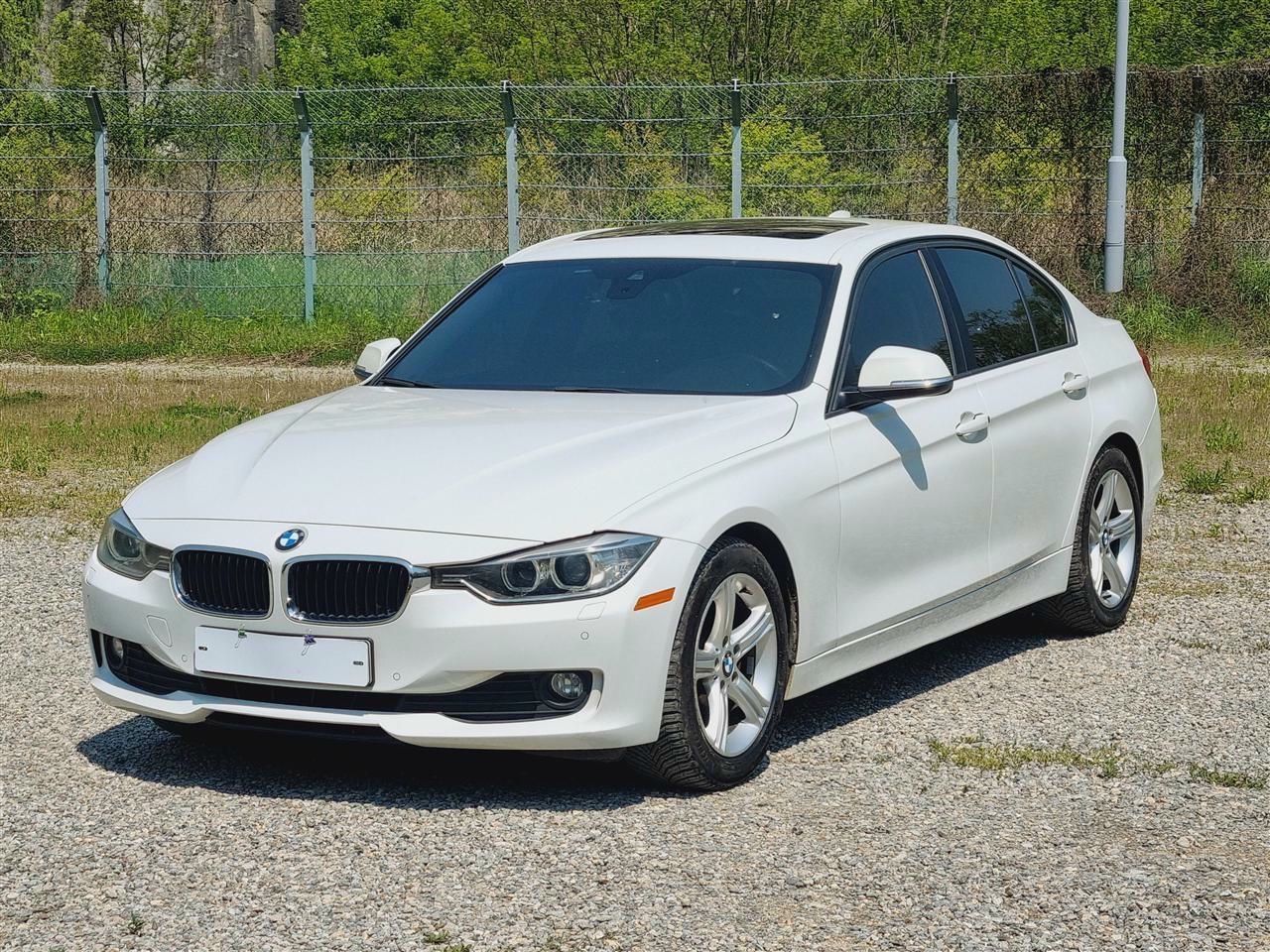 BMW 1 Series 2014 - foto 1