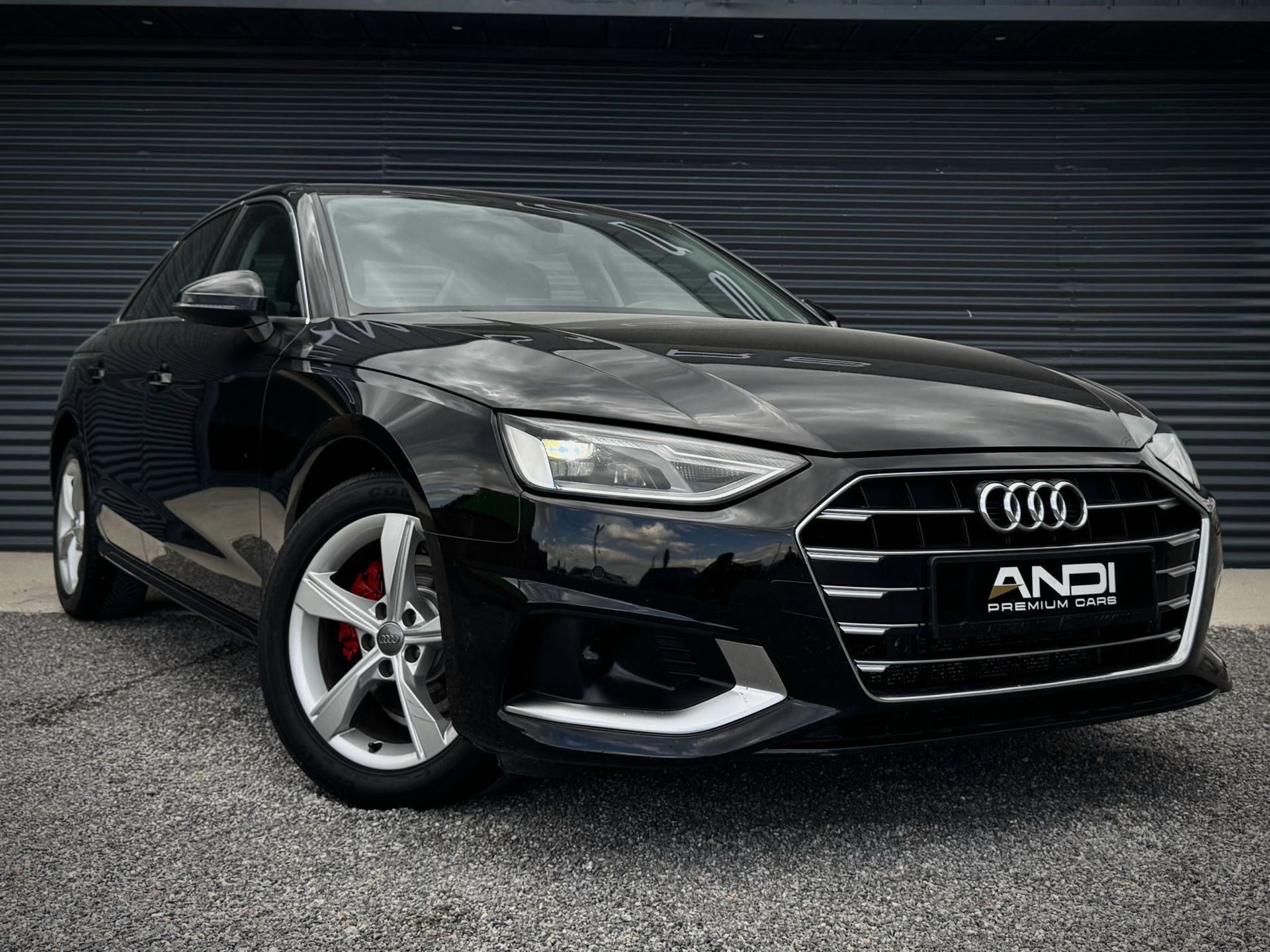 Audi A4 2020 - foto 1