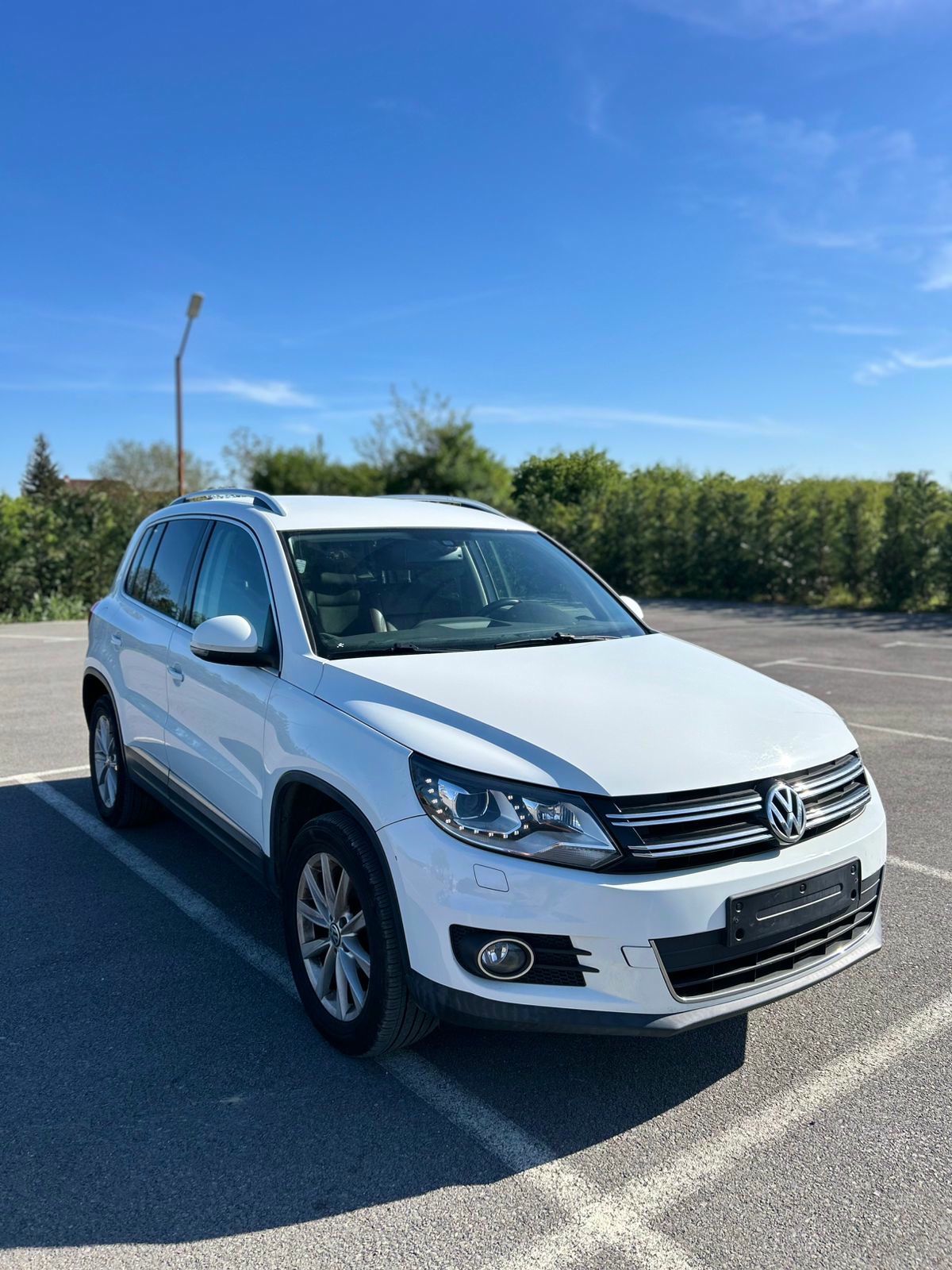 Volkswagen Tiguan 2016 - foto 1