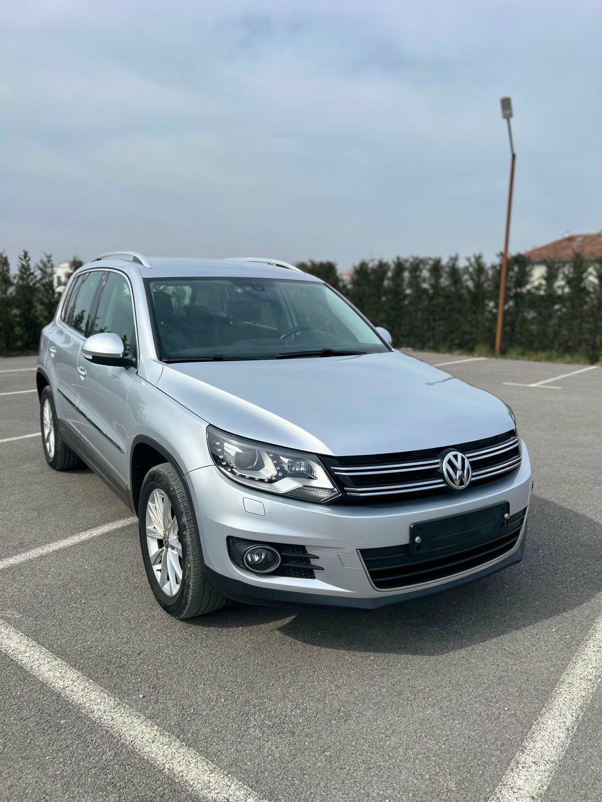 Volkswagen Tiguan 2016 - foto 1