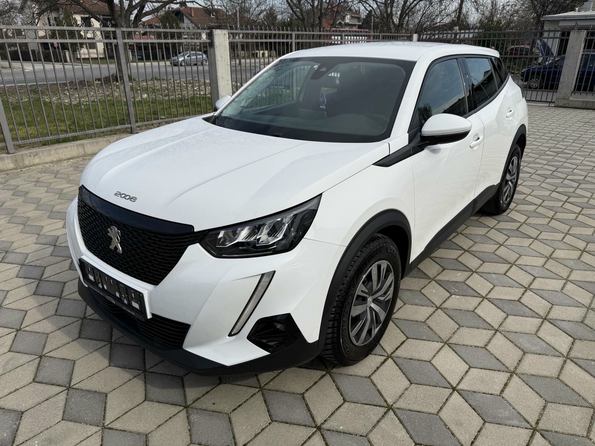 Peugeot 2008 2022 - foto 1