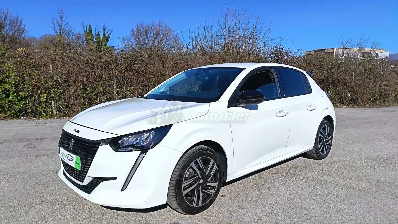 Peugeot 208 2022 - foto 1