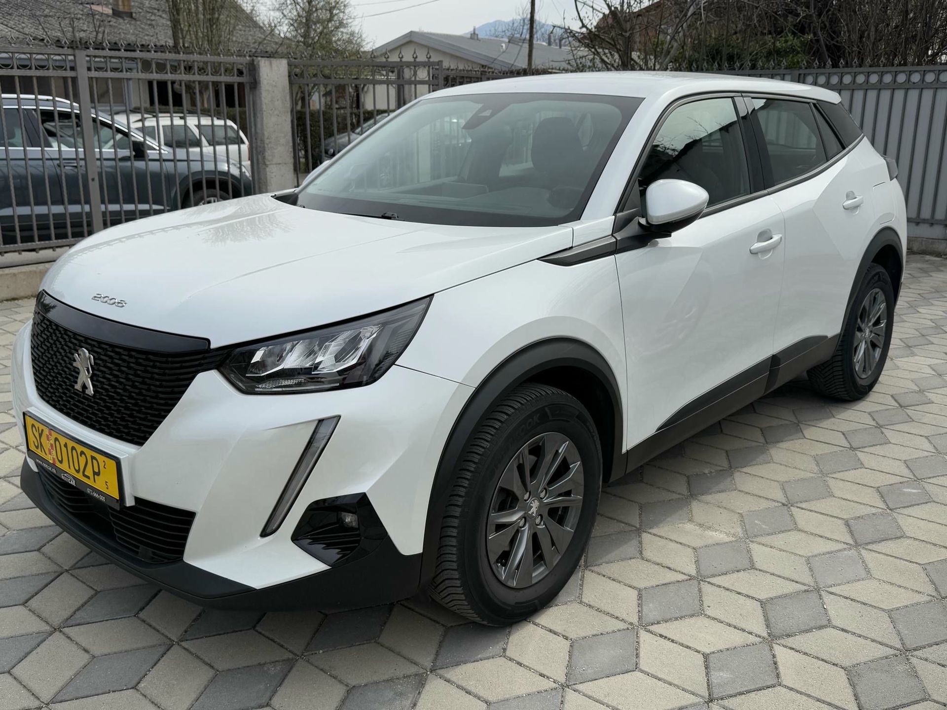 Peugeot 2008 2020 - foto 1