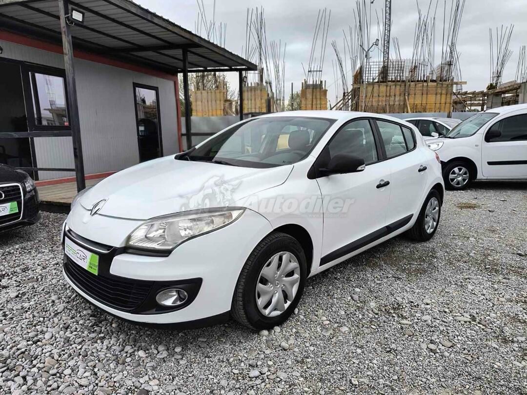 Renault Megane 2012 - foto 1