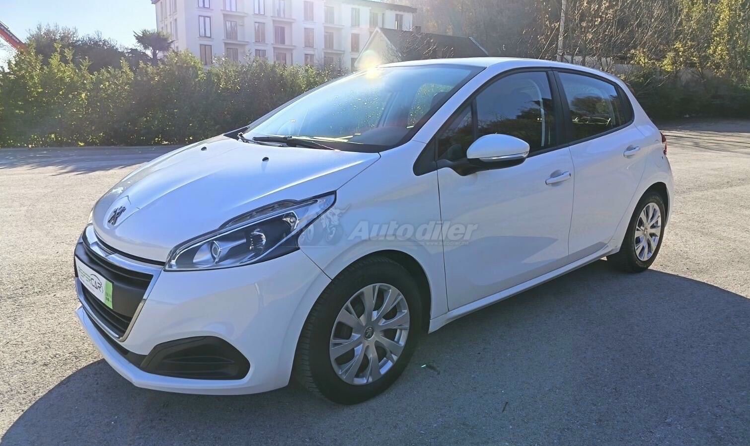 Peugeot 208 2018 - foto 1