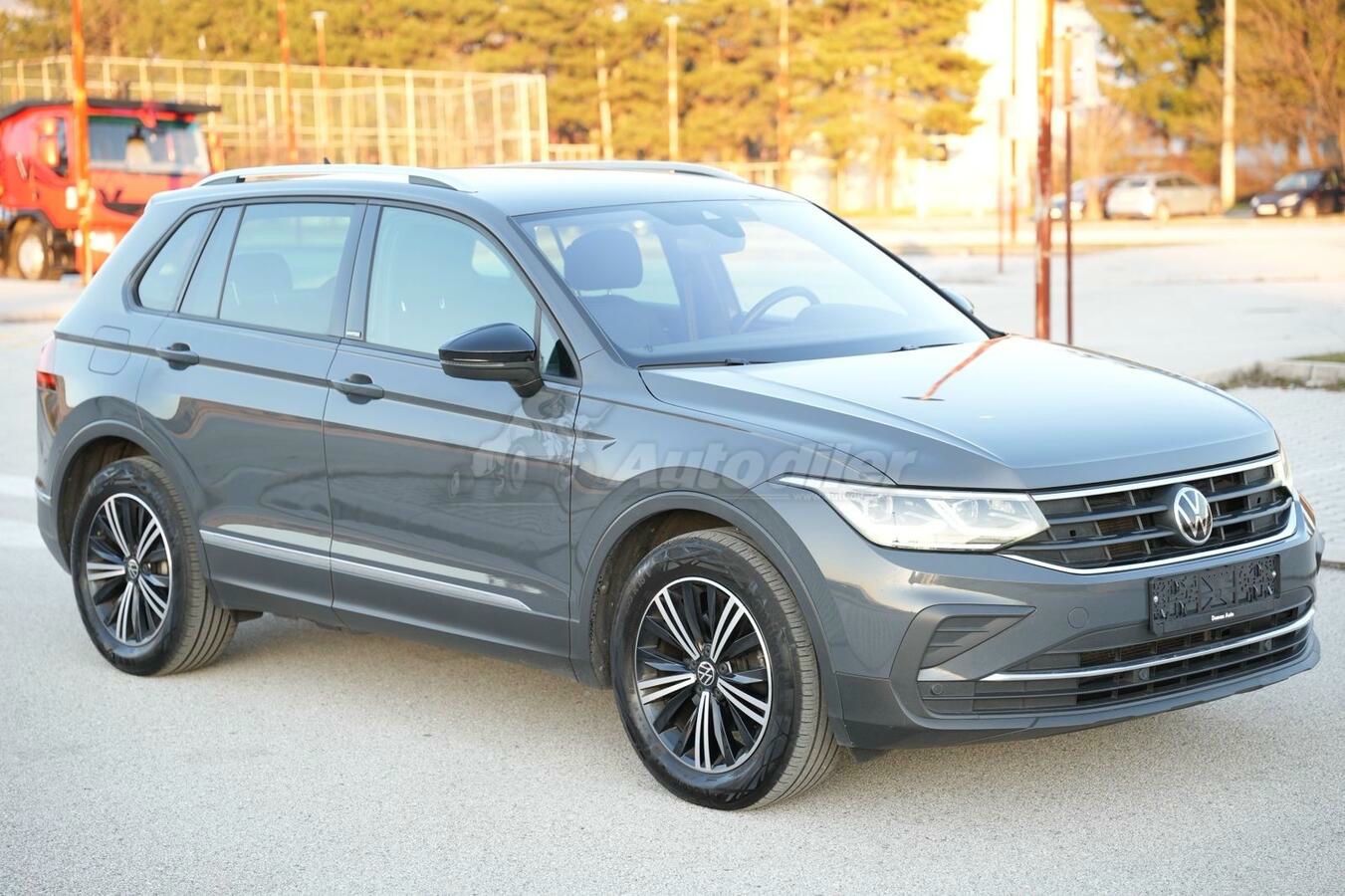 Volkswagen Tiguan 2021 - foto 1