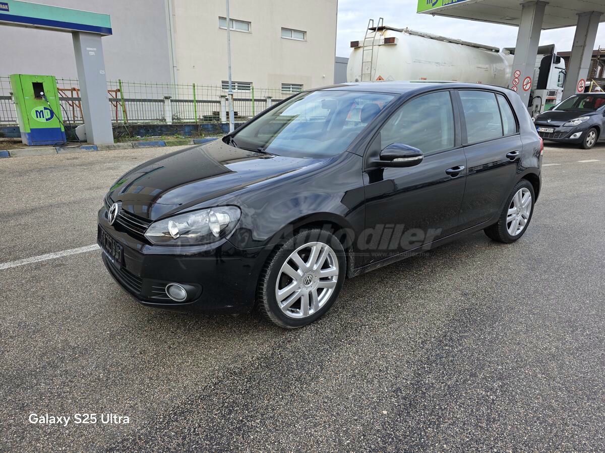 Volkswagen Golf 2009 - foto 1