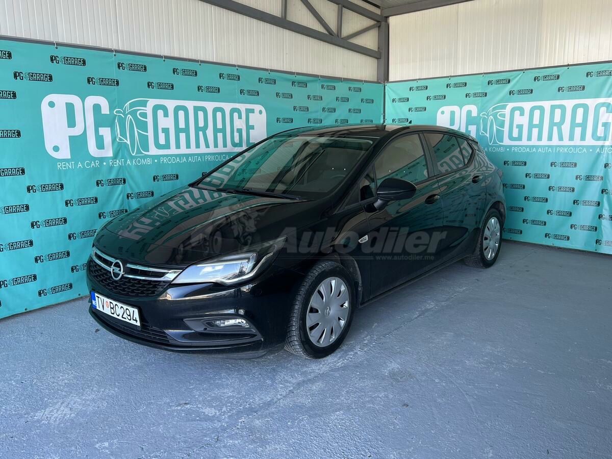 Opel Astra 2017 - foto 1