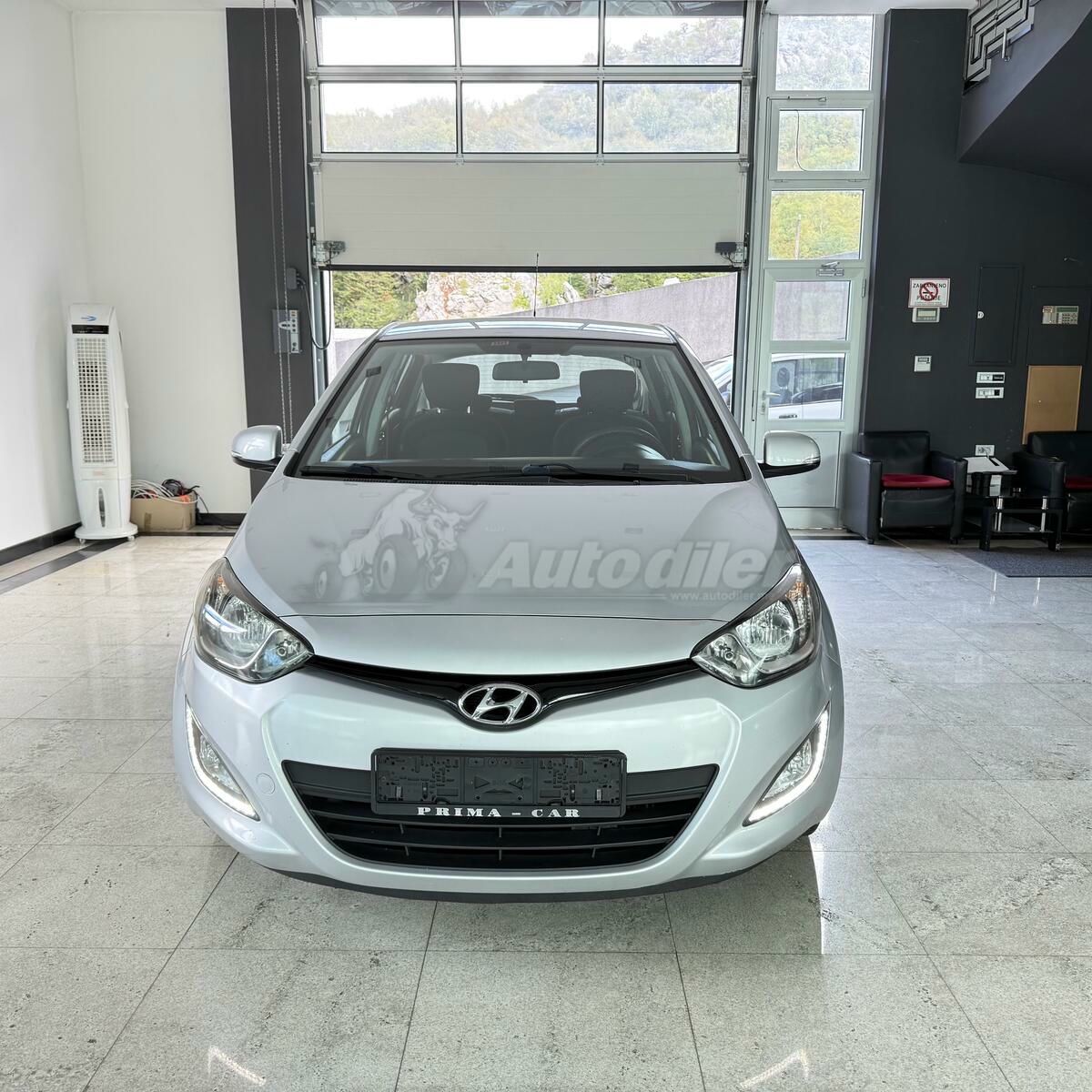 Hyundai i20 2012 - foto 1