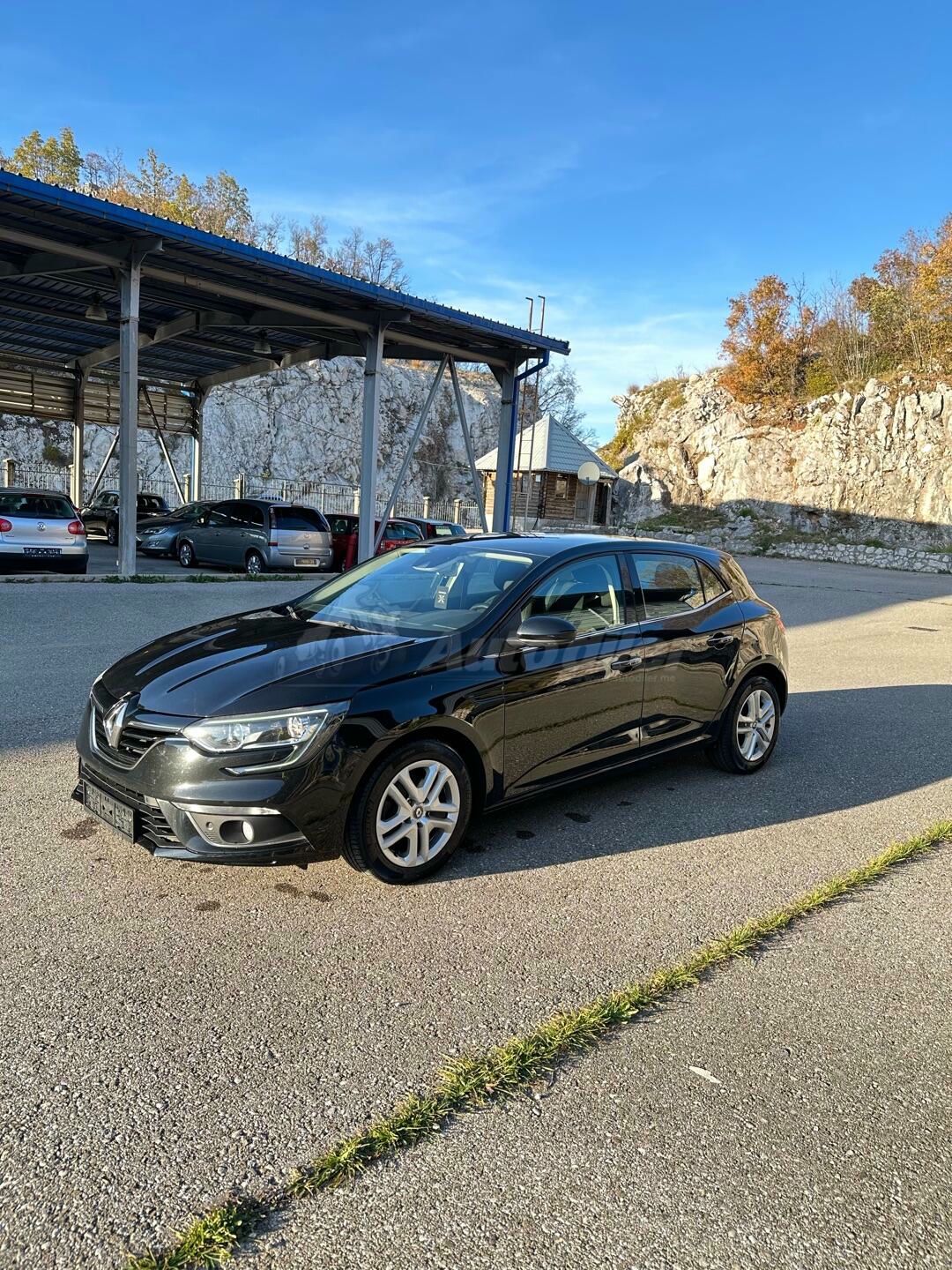 Renault Megane 2020 - foto 1