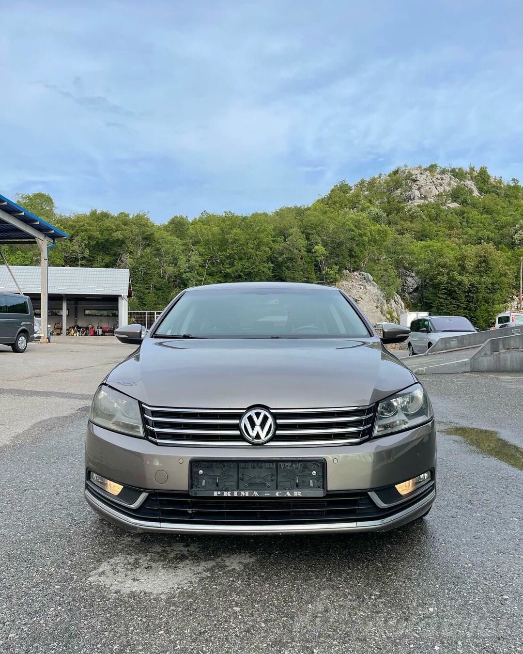 Volkswagen Passat 2011 - foto 1