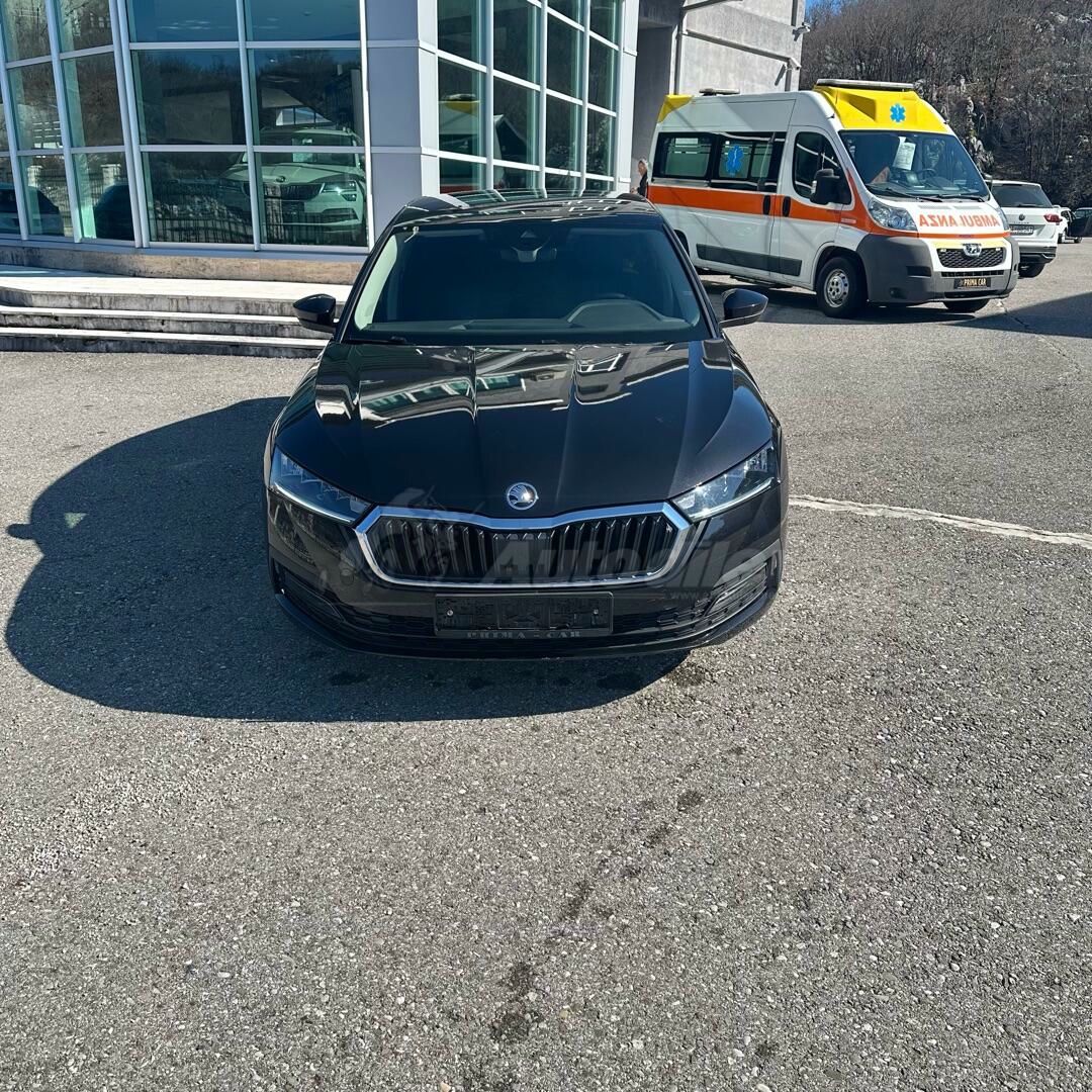 Skoda Octavia 2021 - foto 1