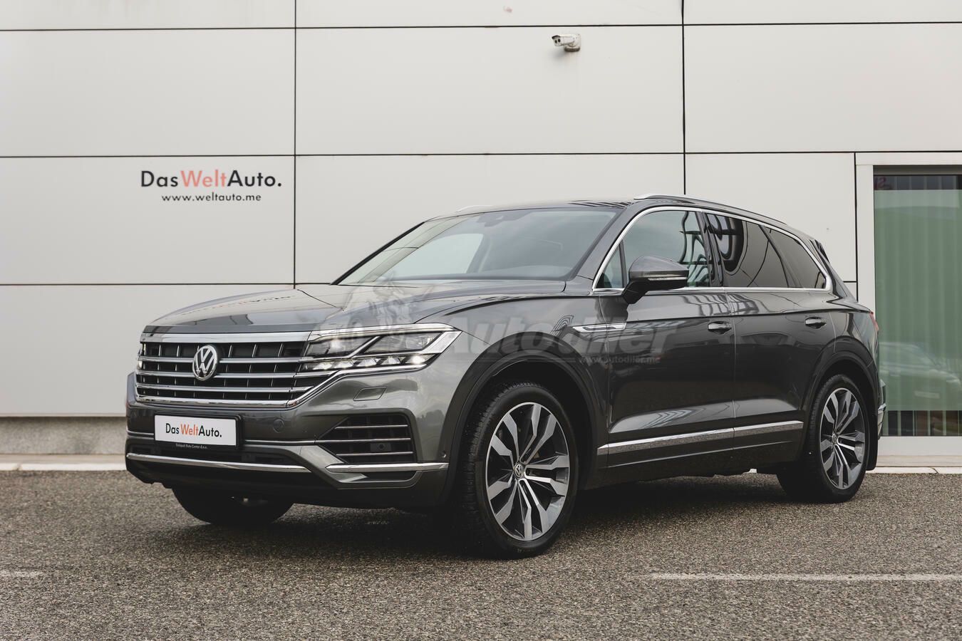 Volkswagen Touareg 2019 - foto 1