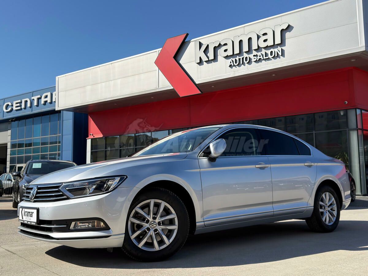 Volkswagen Passat 2018 - foto 1