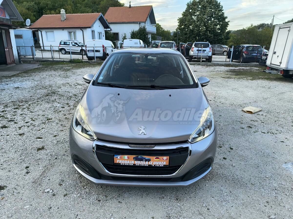 Peugeot 208 2019 - foto 1
