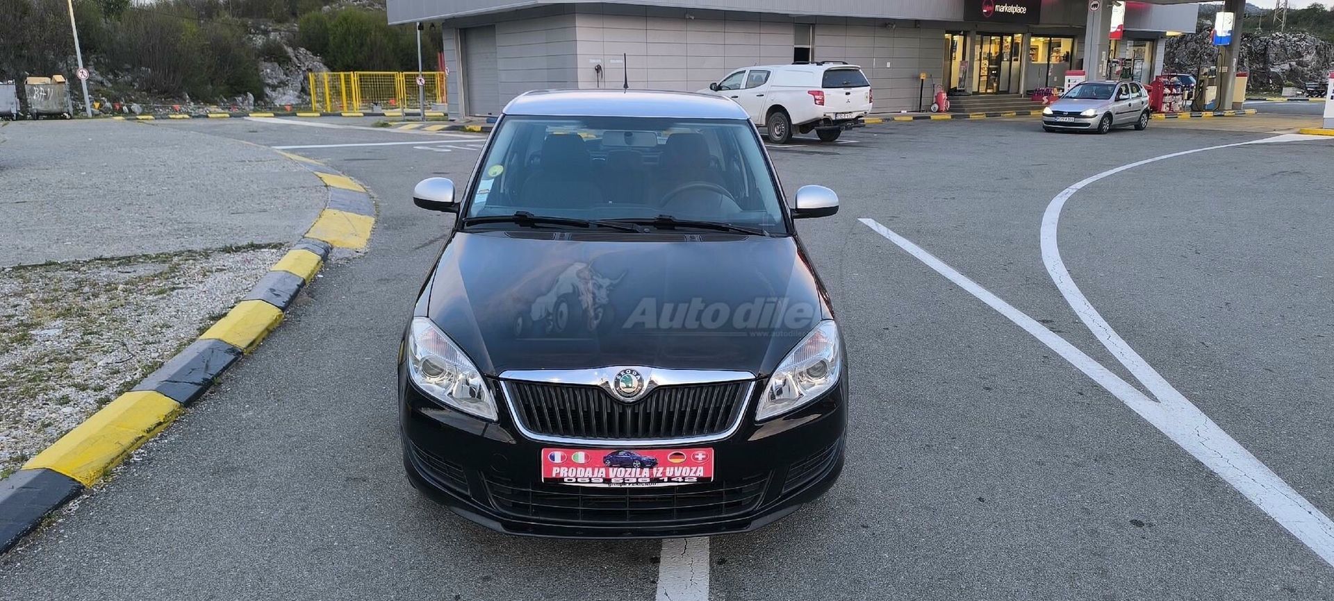 Skoda Fabia 2011 - foto 1