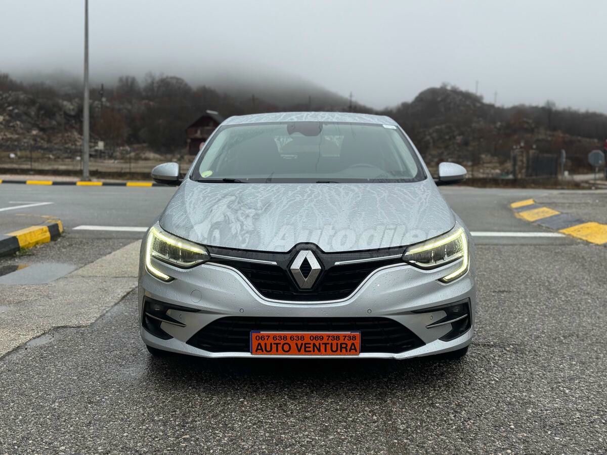 Renault Megane 2022 - foto 1