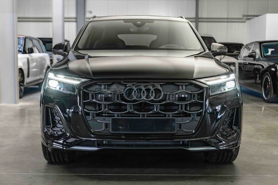 Audi Q7 2024 - foto 1