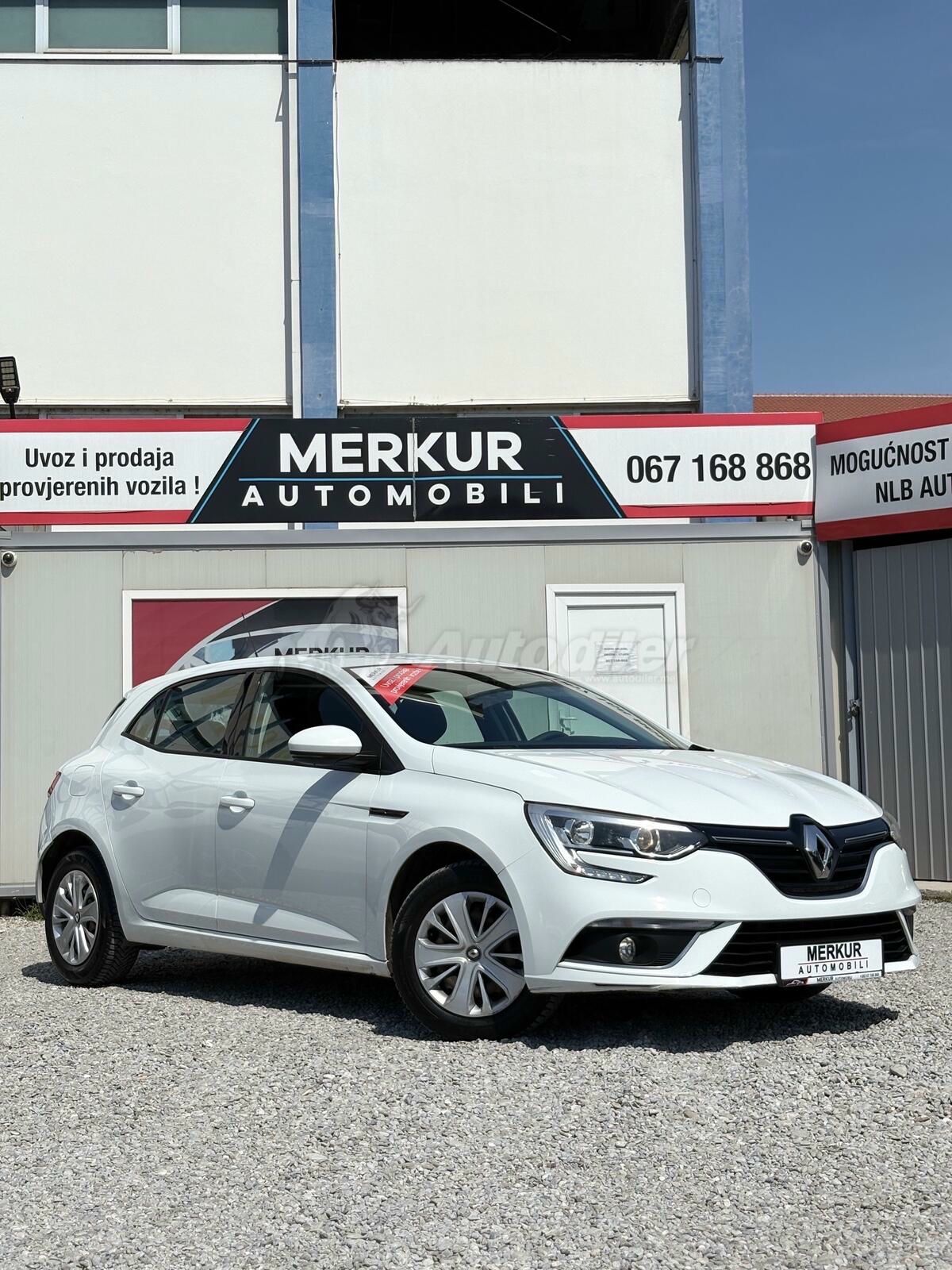 Renault Megane 2017 - foto 1