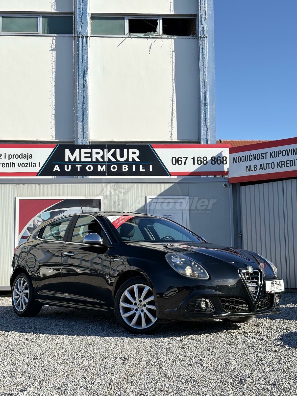 Alfa Romeo Giulietta 2010 - foto 1