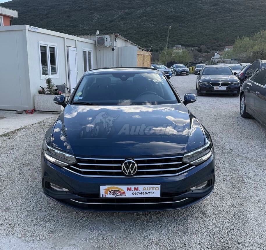 Volkswagen Passat 2021 - foto 1