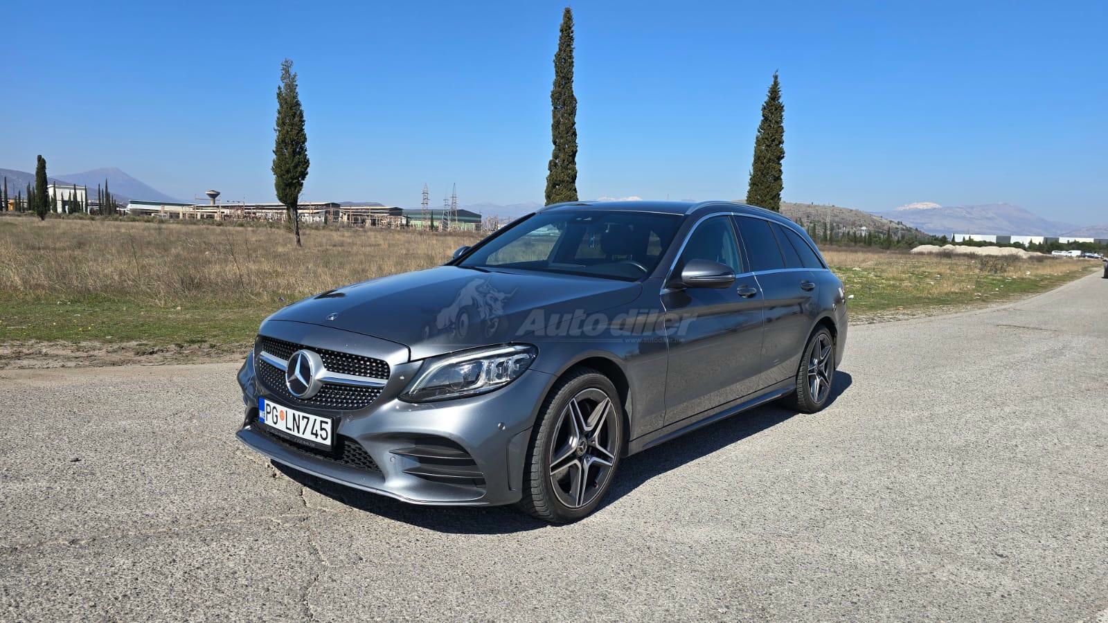 Mercedes-Benz C-Class 2018 - foto 1