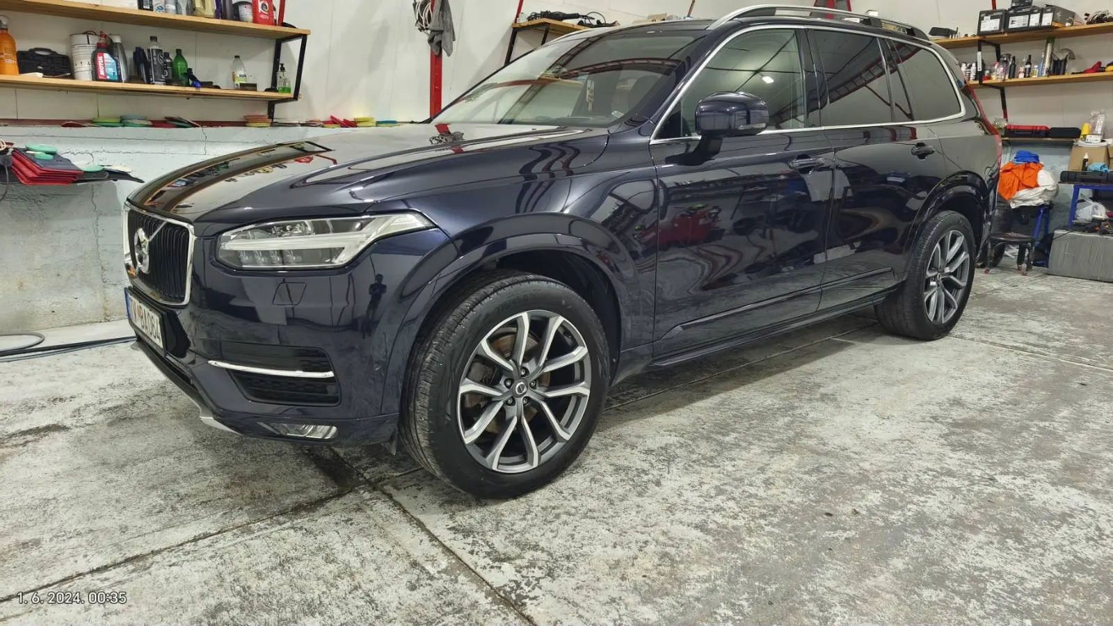Volvo XC90 2017 - foto 1