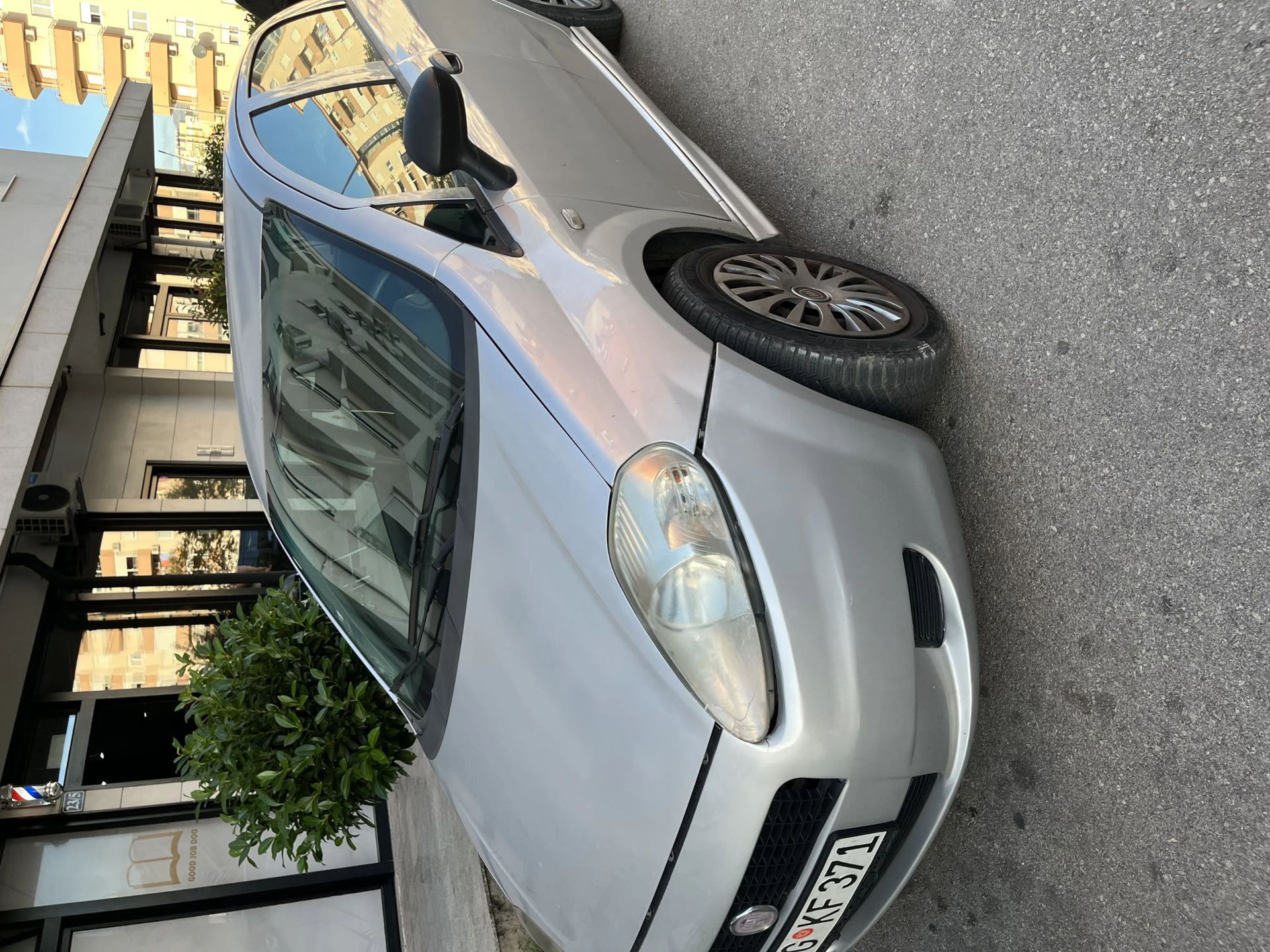 Fiat Grande 2010 - foto 1