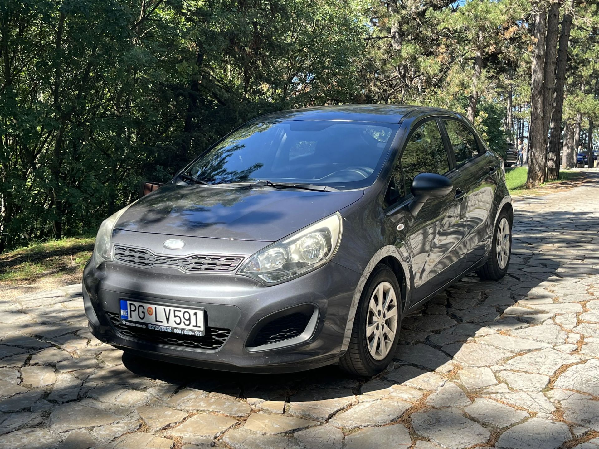 Kia Rio 2013 - foto 1