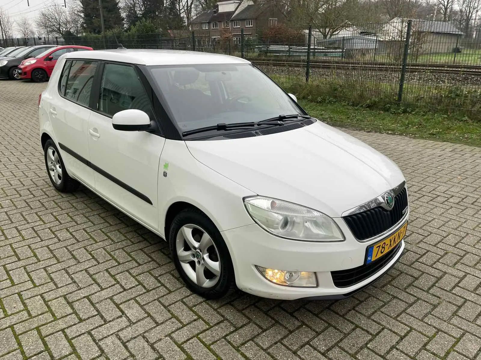 Skoda Fabia 2012 - foto 1