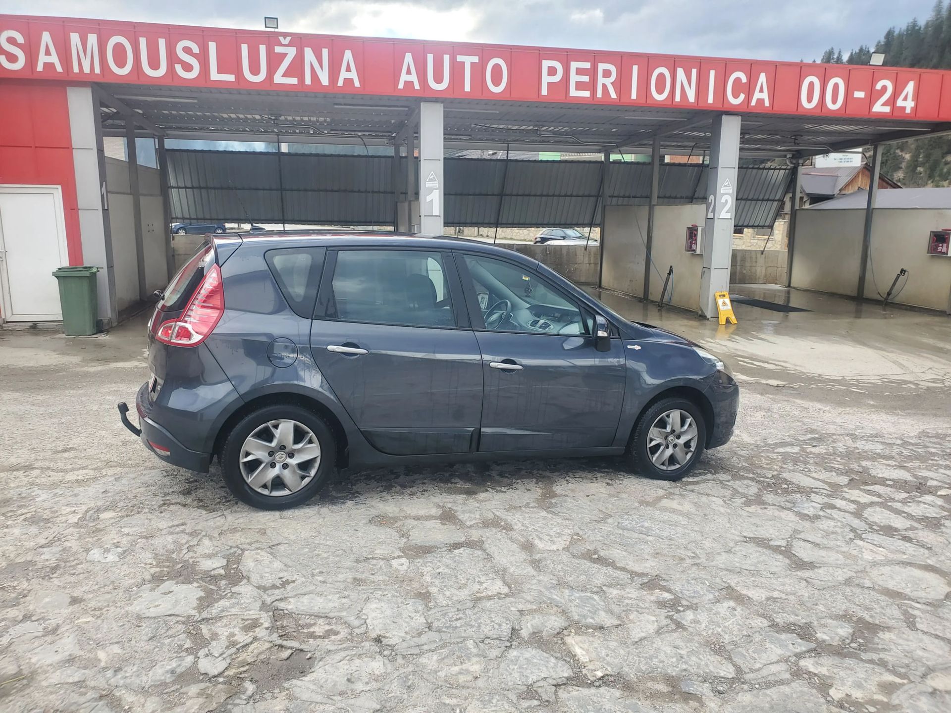 Renault Scenic 2012 - foto 1