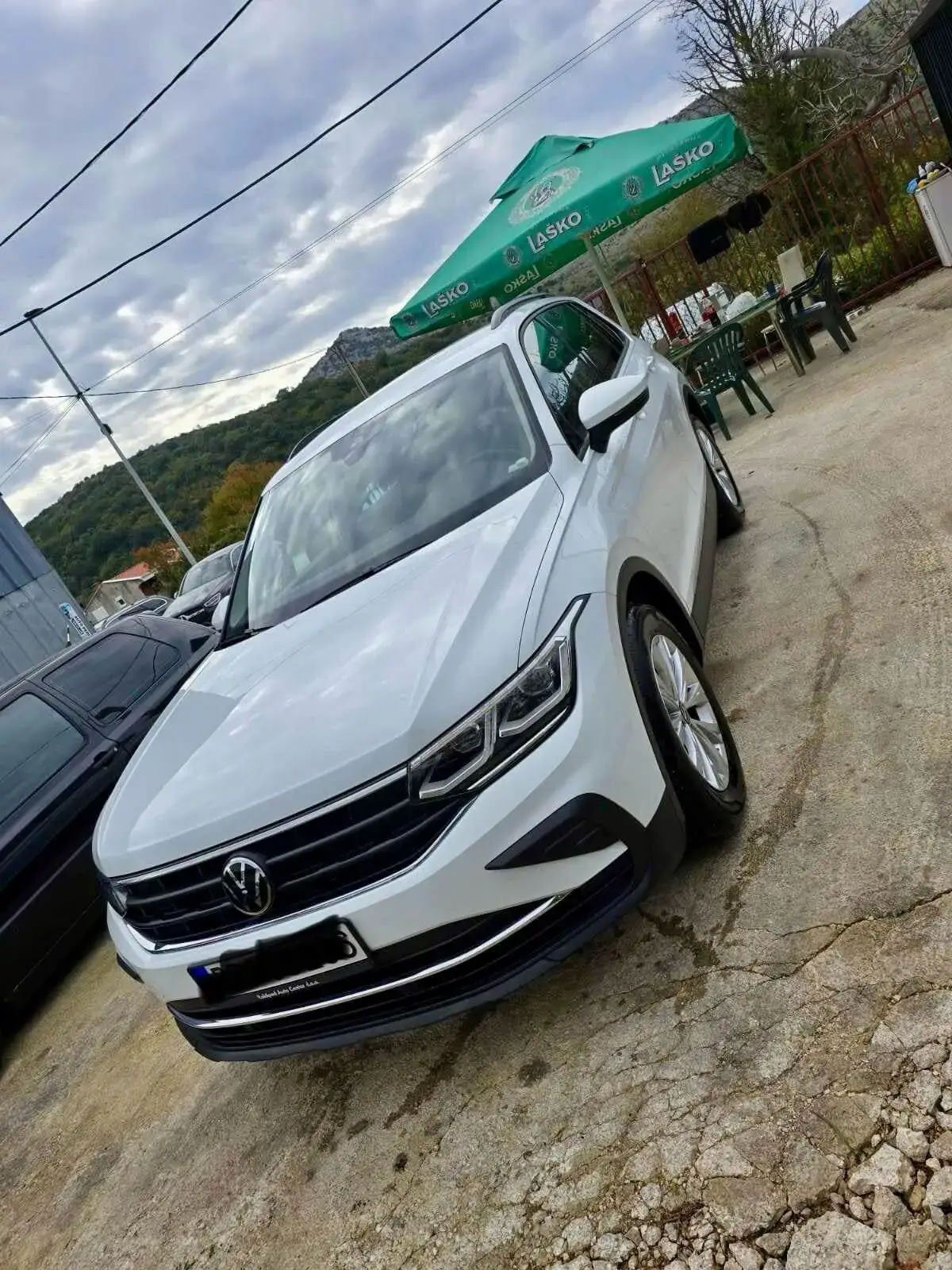 Volkswagen Tiguan 2023 - foto 1