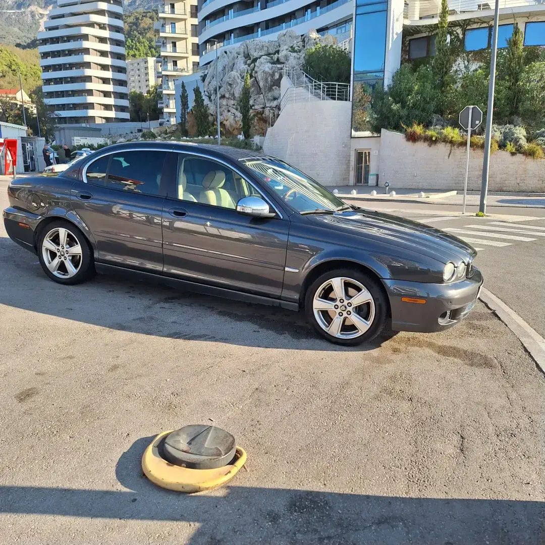 Jaguar X-Type 2008 - foto 1