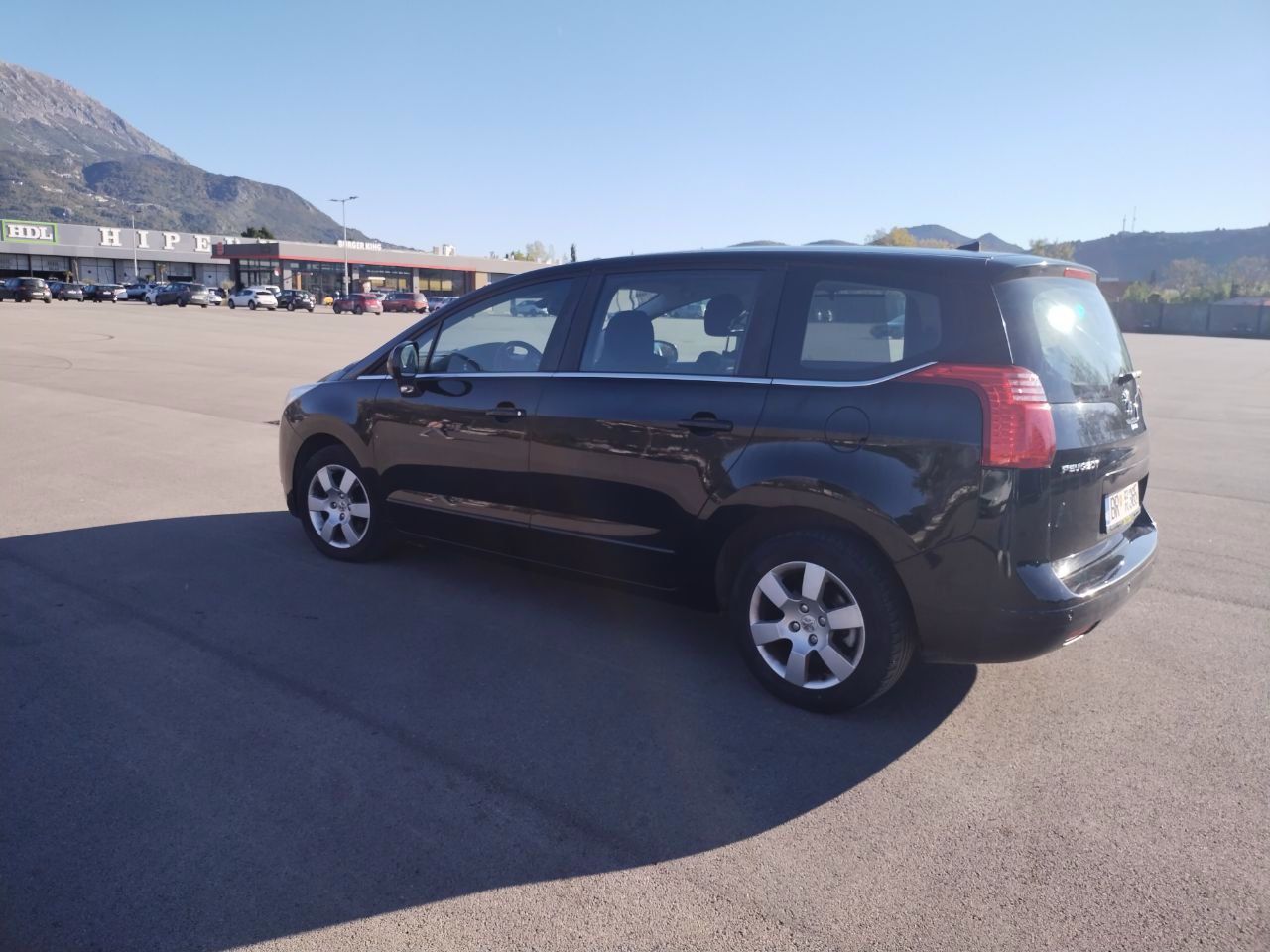 Peugeot 5008 2010 - foto 1