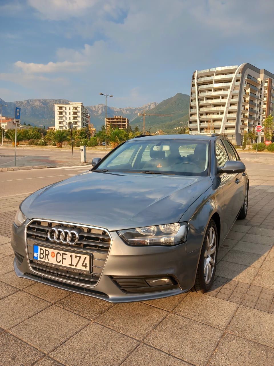 Audi A4 2012 - foto 1