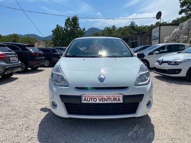 Renault Clio 2011 - foto 1