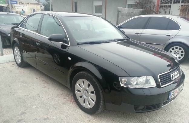 Audi A4 2004 - foto 1