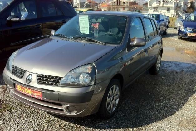 Renault Clio 2002 - foto 1