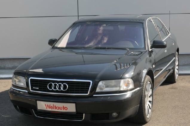 Audi A8 2002 - foto 1