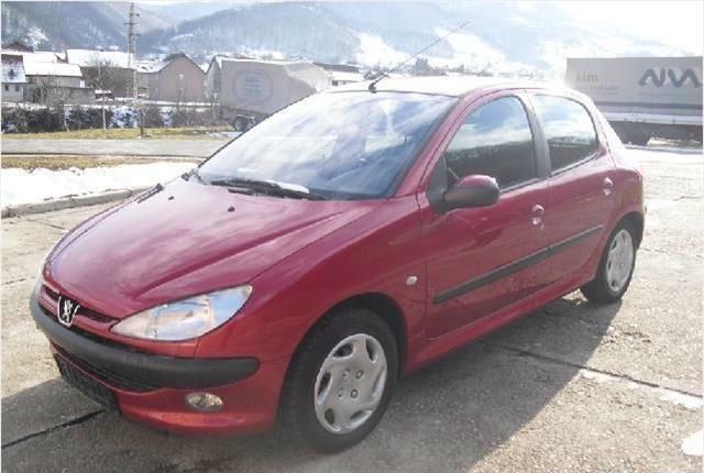 Peugeot 206 2002 - foto 1