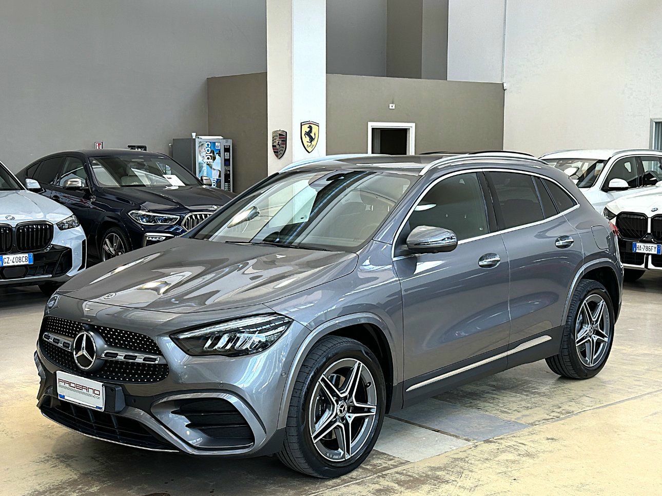 MERCEDES BENZ GLA 2024 - foto 1