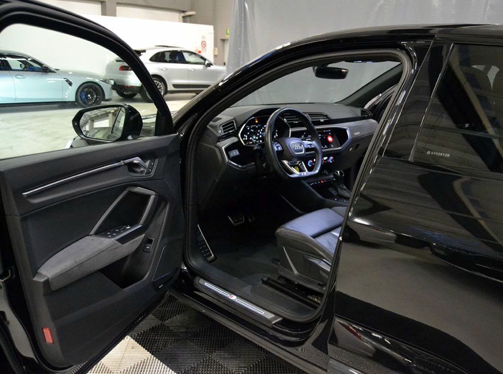 Audi Q3 2022 - photo 1