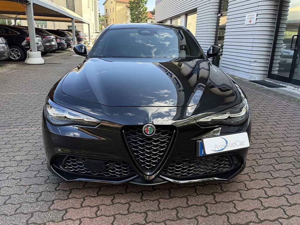 Alfa Romeo Giulia 2024 - photo 1