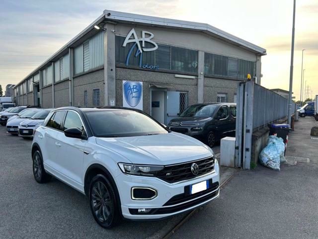 Volkswagen T-Roc 2021 - photo 1