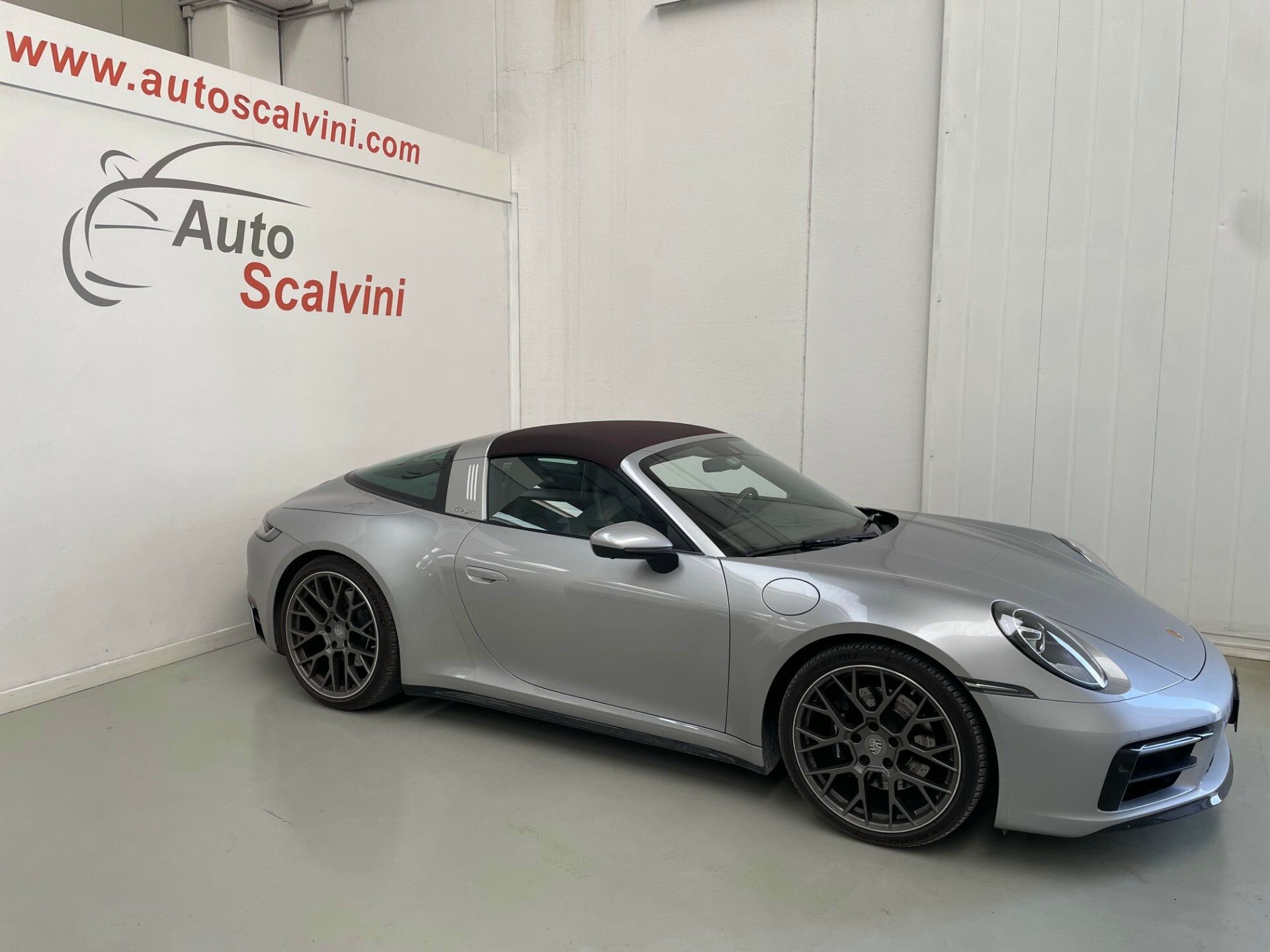 Porsche 911 2023 - foto 1