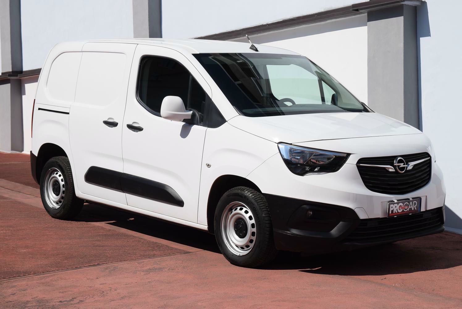 Opel Combo 2020 - foto 1