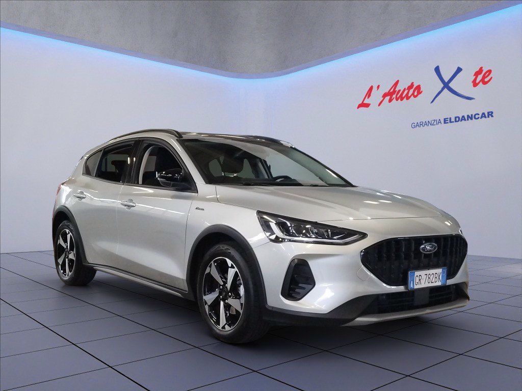 Ford Focus 2023 - photo 1