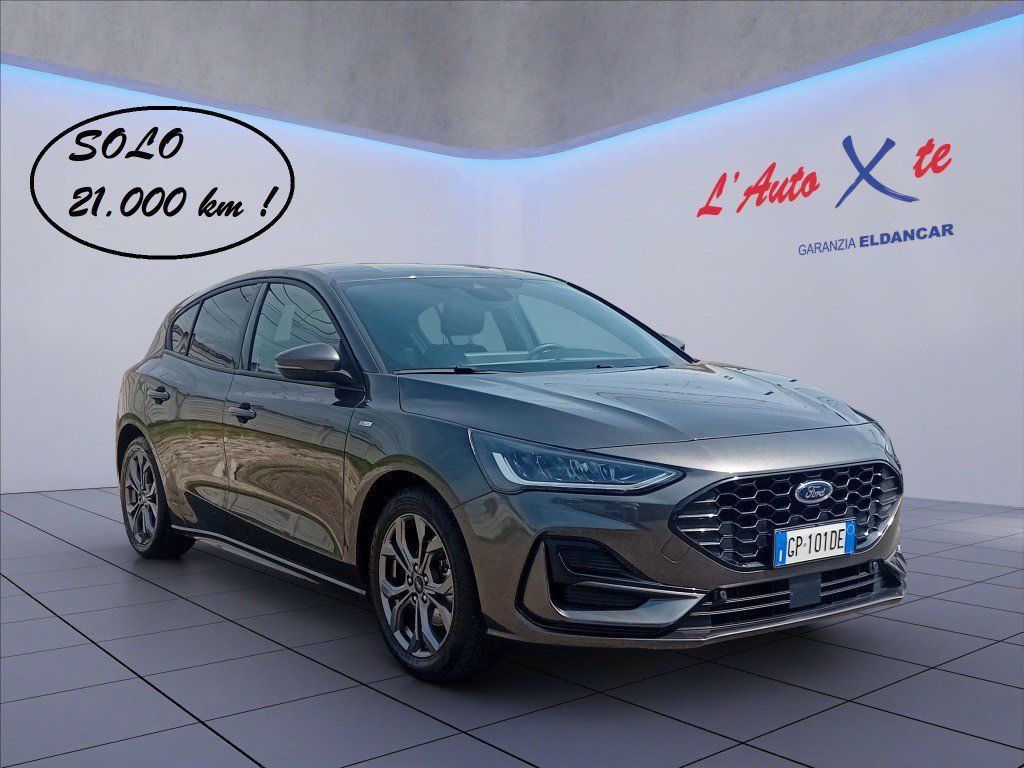Ford Focus 2023 - photo 1